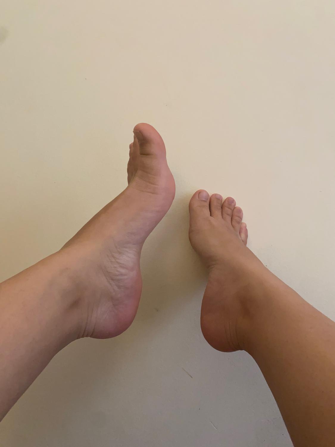 2cutefoot's media