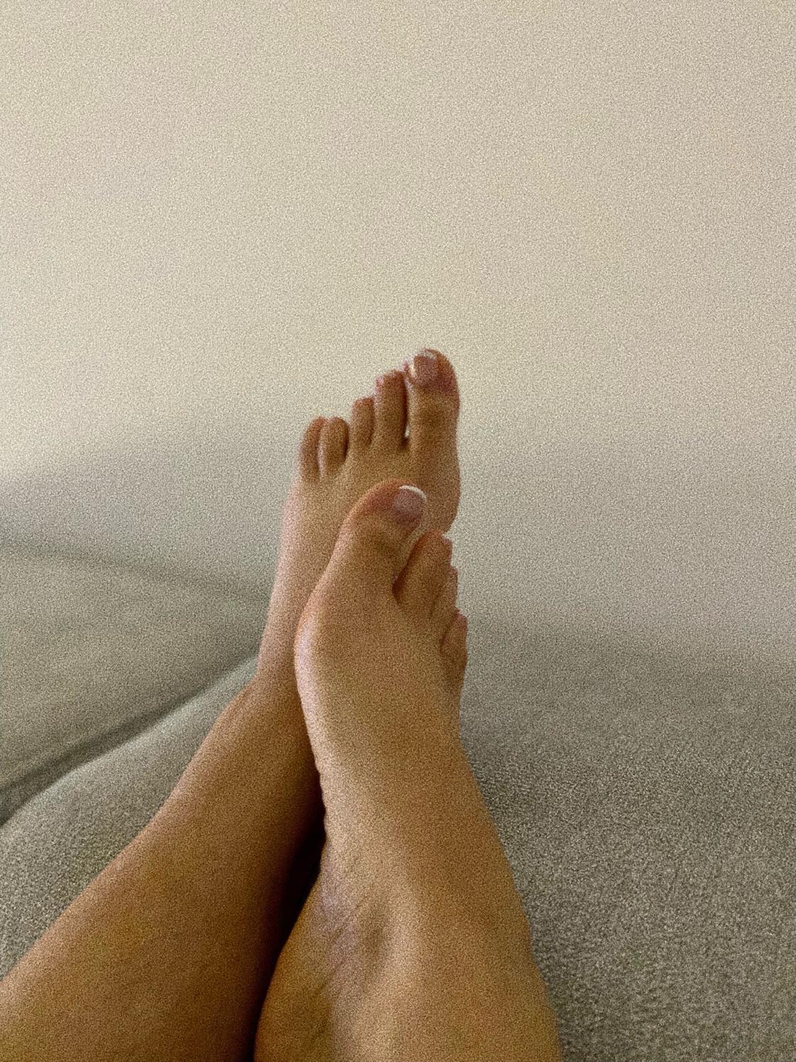 2feet2feed's media
