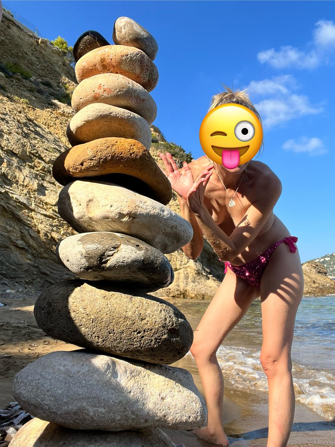 42000coquine's media