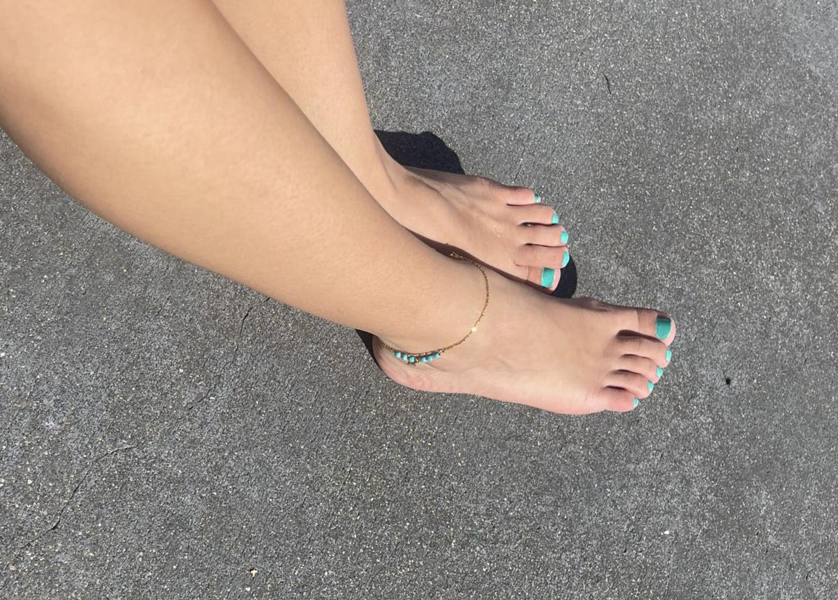 Aariafeet's media