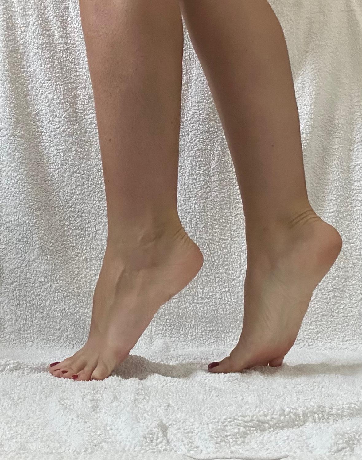 Aime-mes-pieds's media