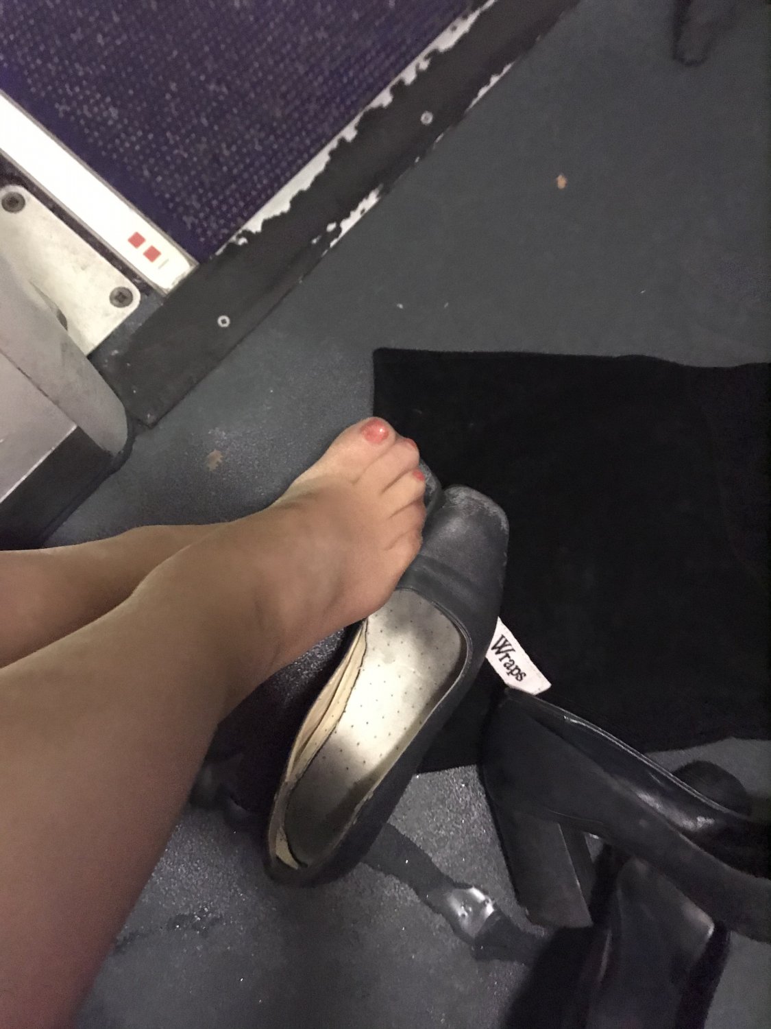 Airhostessprettyfeet's media