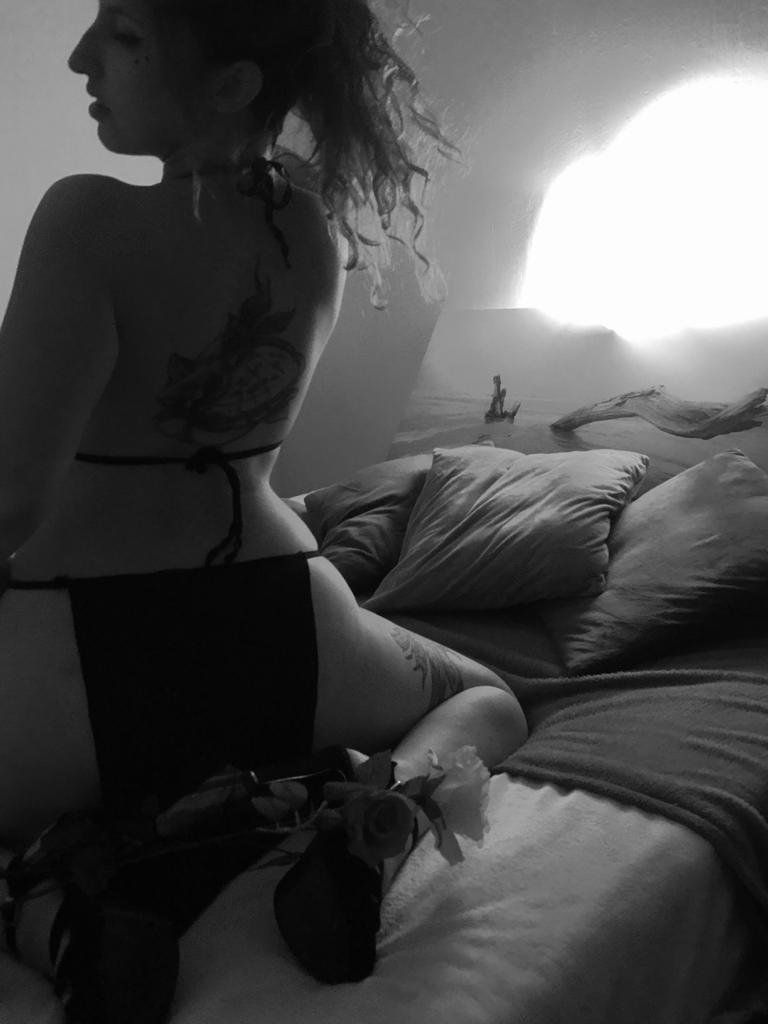 Alexandrafoxylady's media