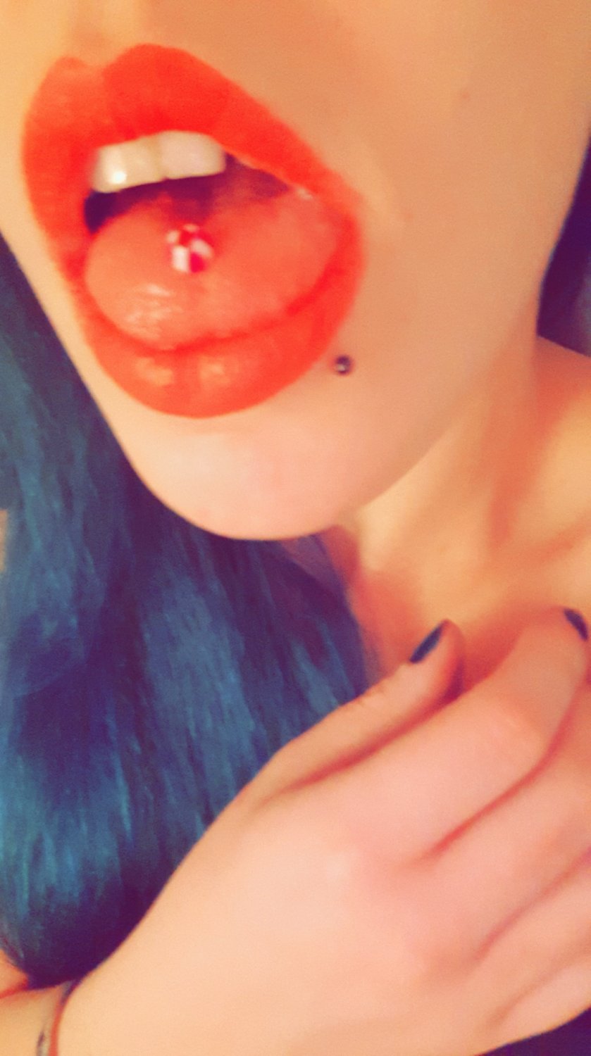 Alexandrafoxylady's media