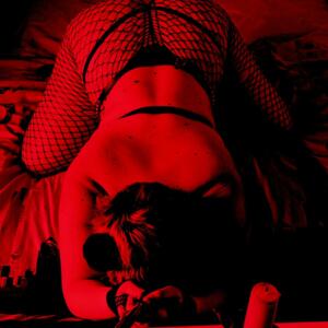 Alice_in_horror_wonderland's media
