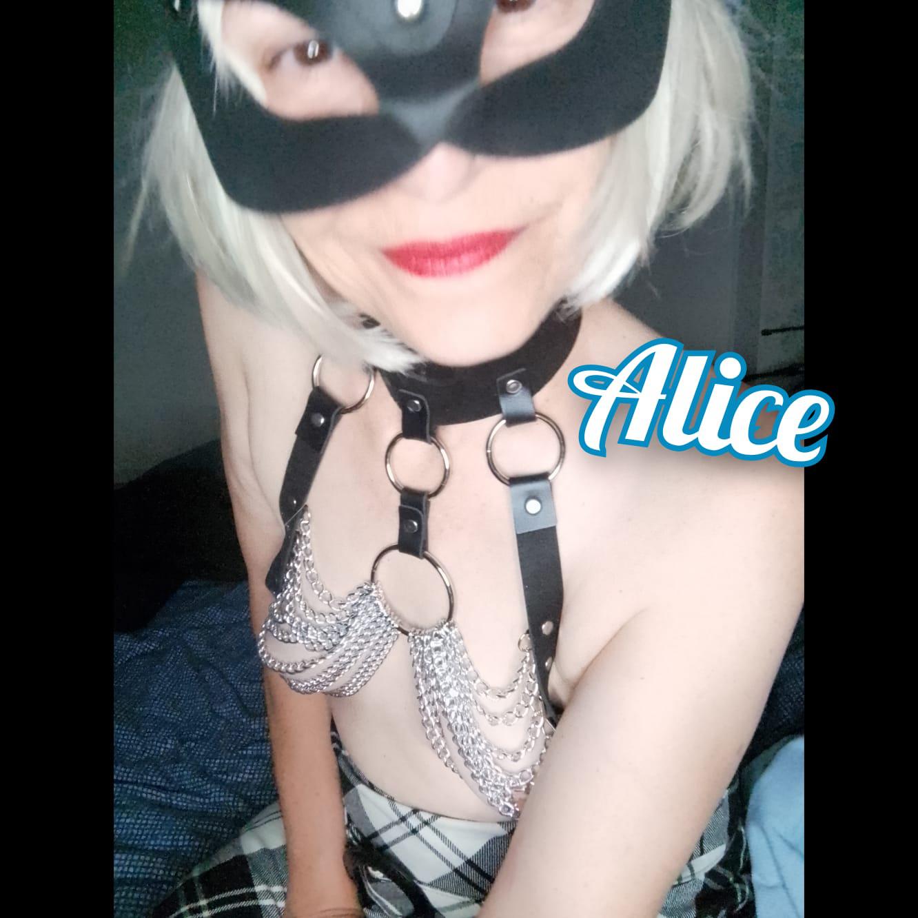 Alice_milfsexporn's media