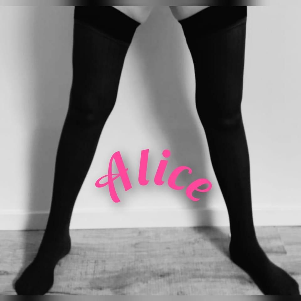 Alice_milfsexporn's media