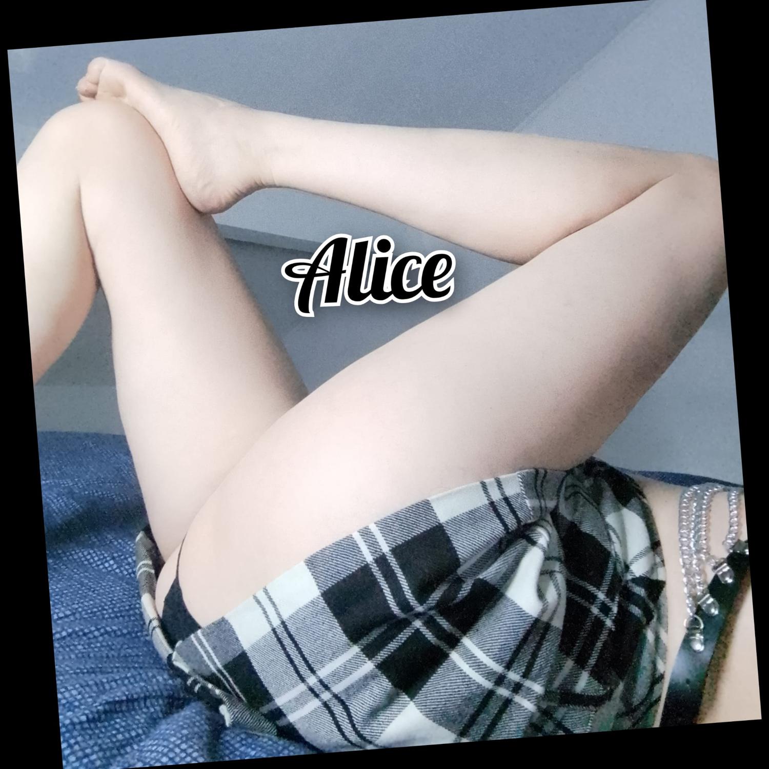 Alice_milfsexporn's media