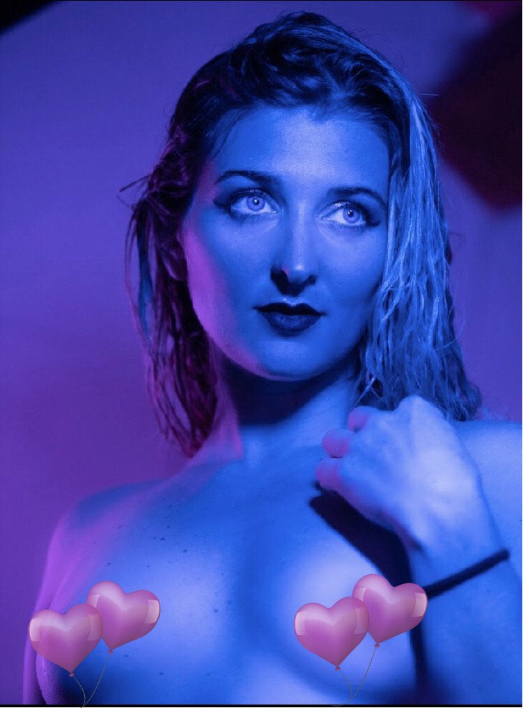 Alicepaysmerveilles's media