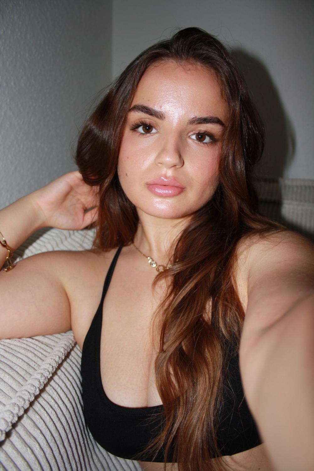 Aliciaadina's media