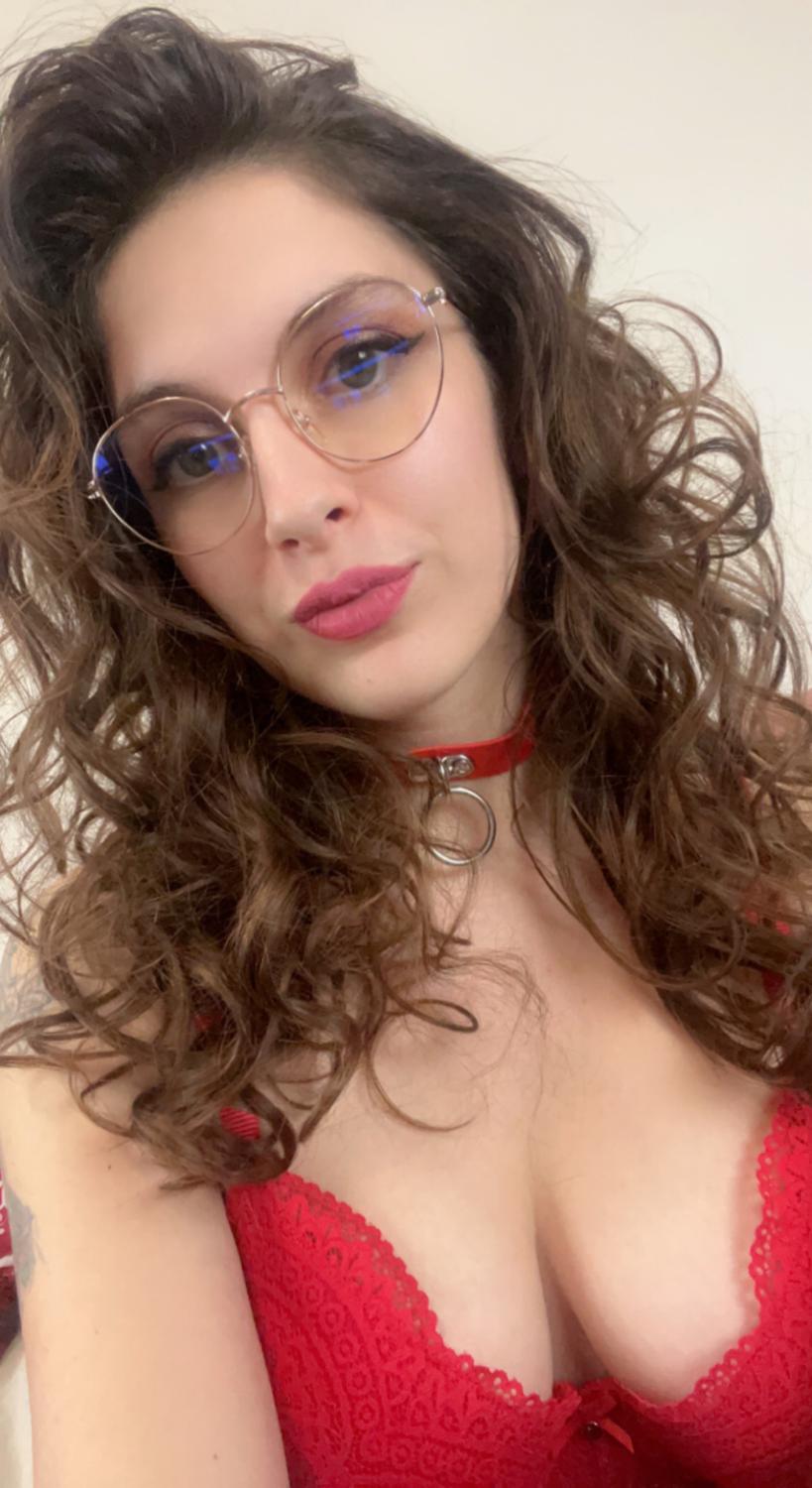 Aliciadefaultrey's media