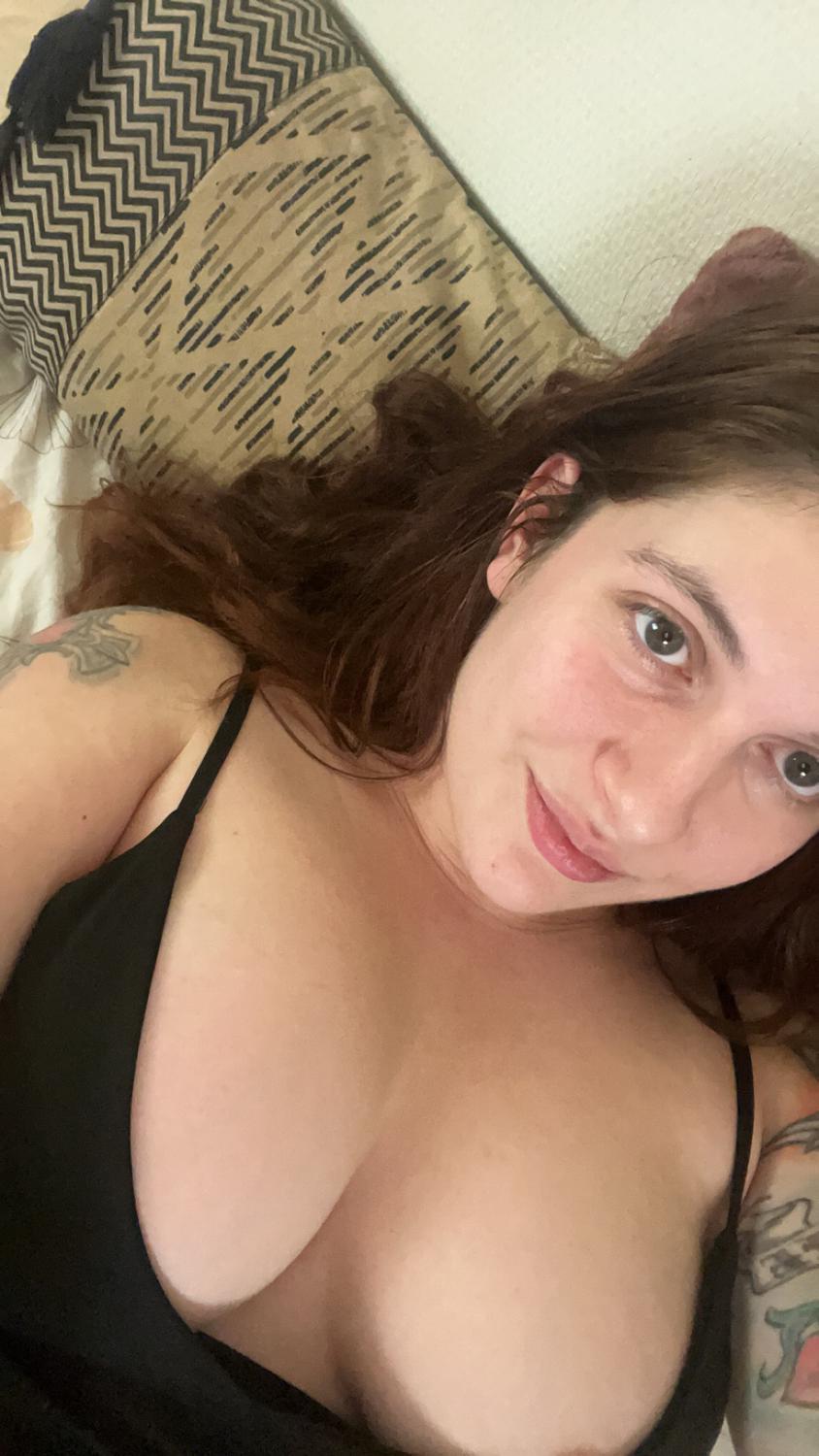 Aliciadefaultrey's media