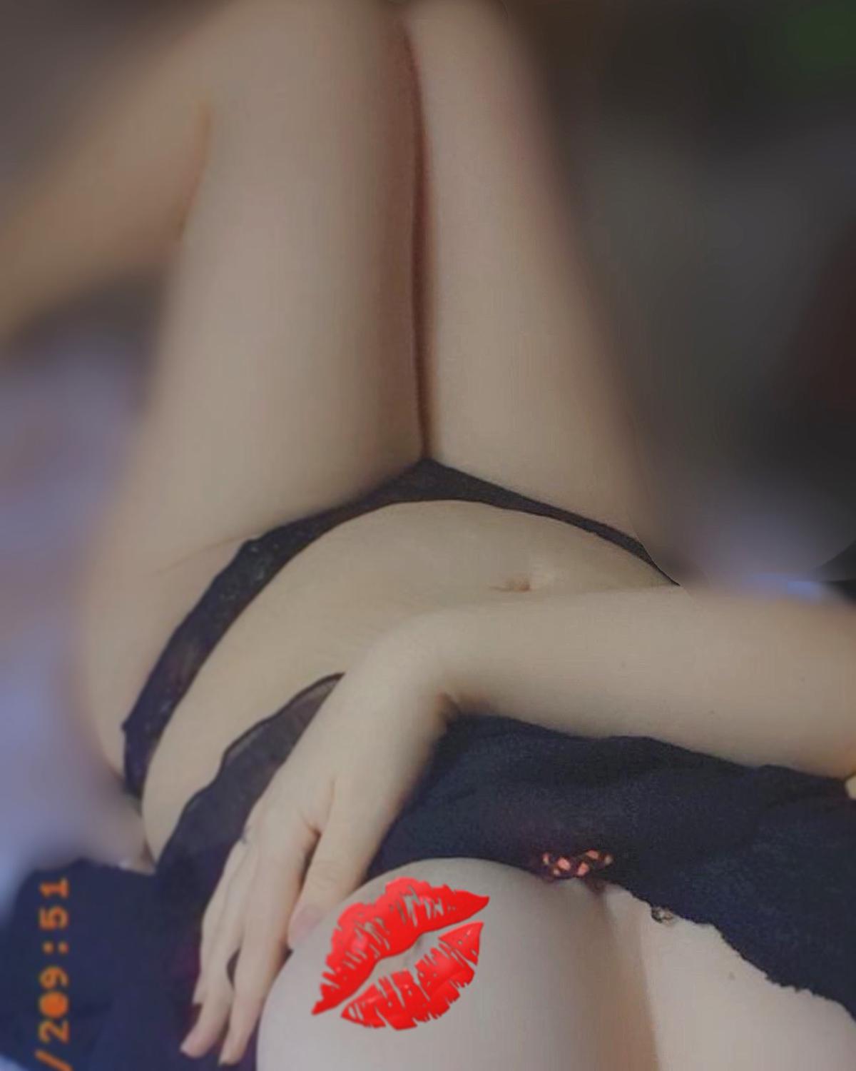 Alix_mistress_'s media