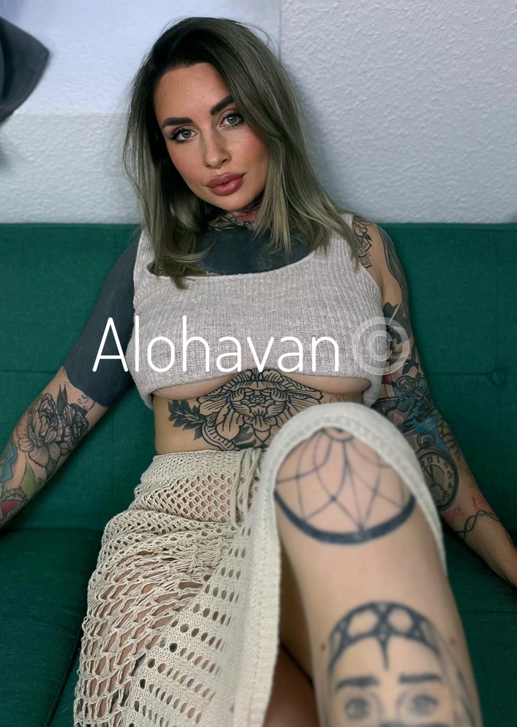 Alohavan's media