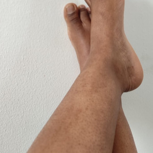 Anaah_feet's media