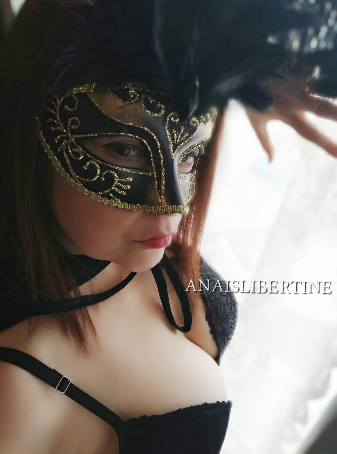 Anaislibertine's media