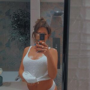 Anaismolothaa's media