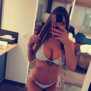 Anaismolothaa's media