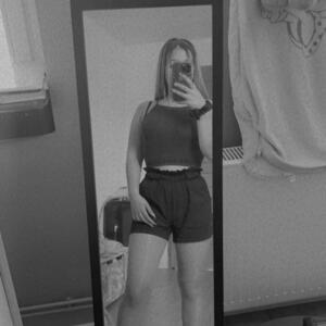 Andrea12369's media