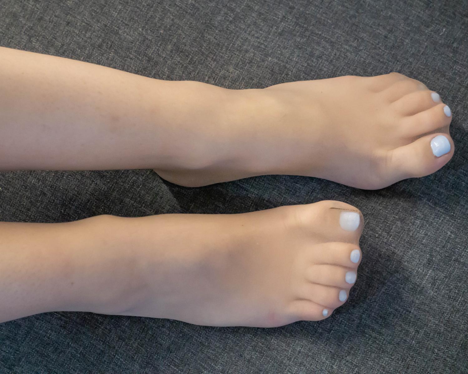 Angelfeet_fr's media