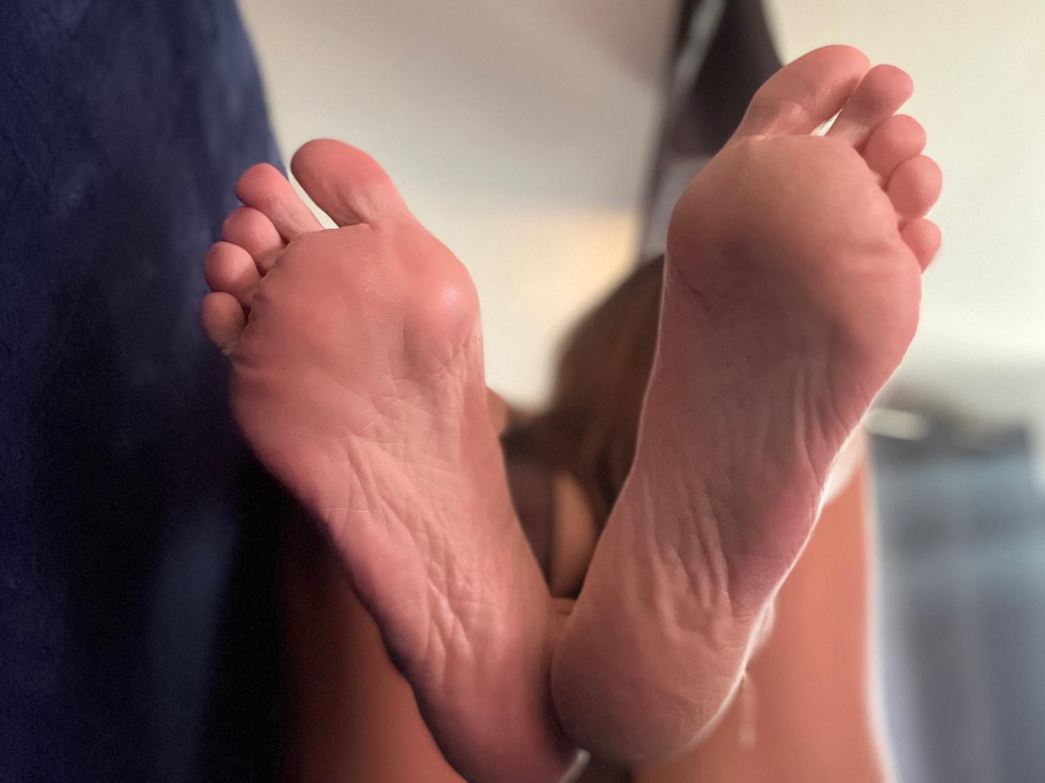 Angelfoot84's media