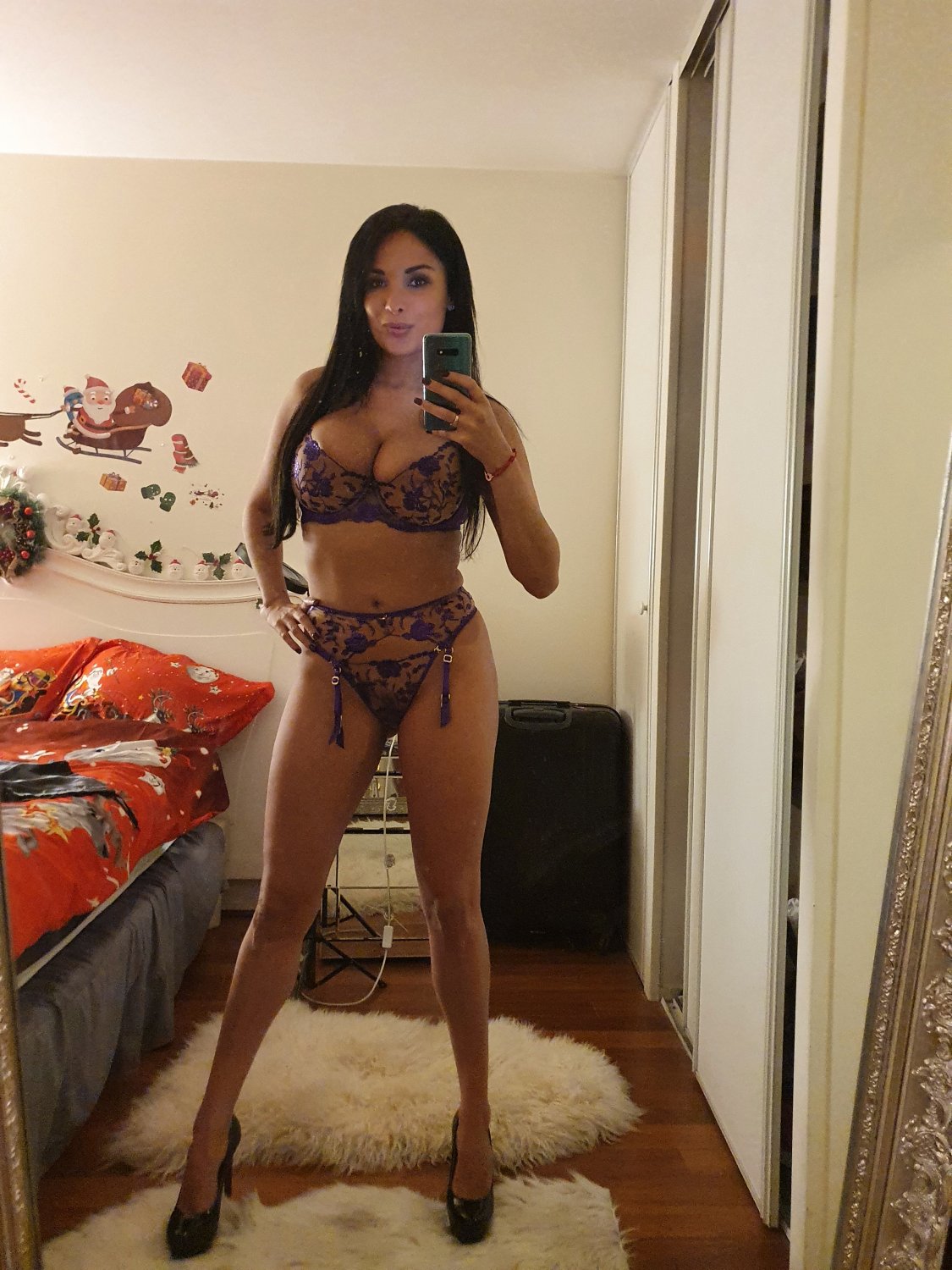Anissakate's media