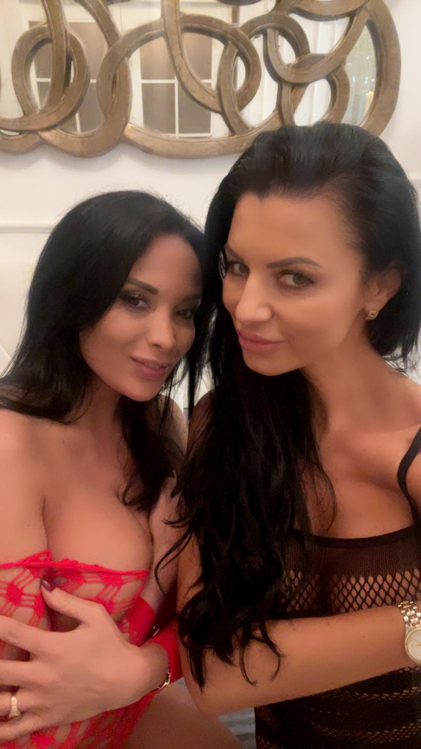 Anissakate's media