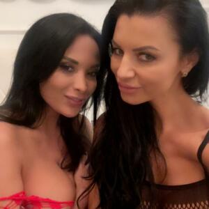 Anissakate's media