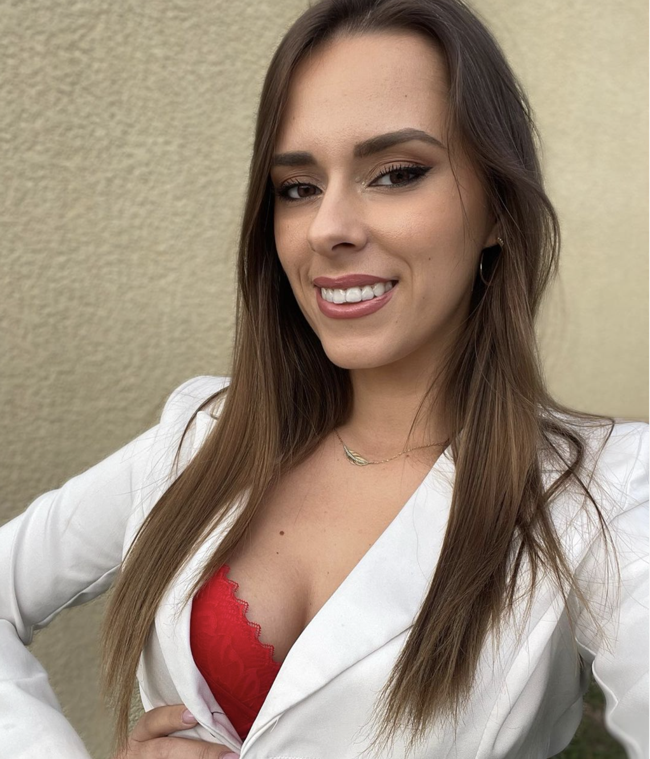 Anitarover's media