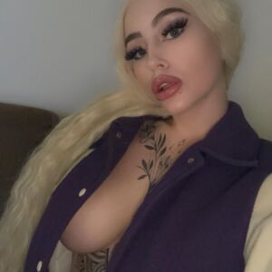 Anjacarina's media