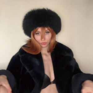 Annacoquine's media