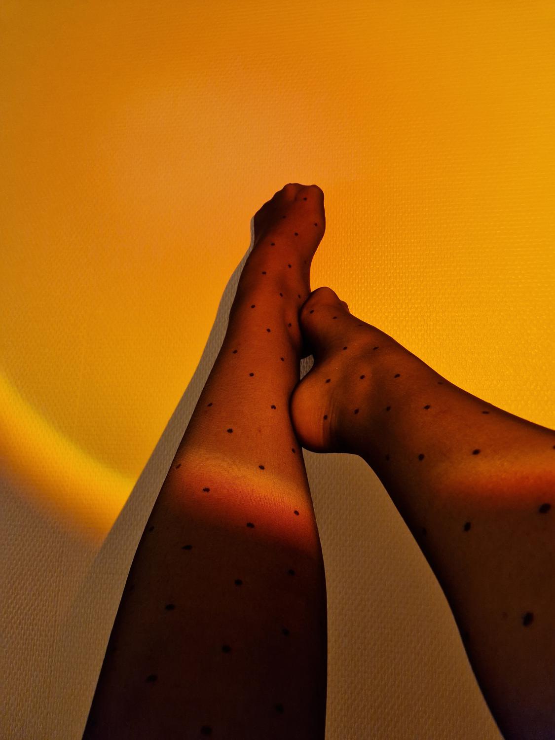 Anne_love_feet's media