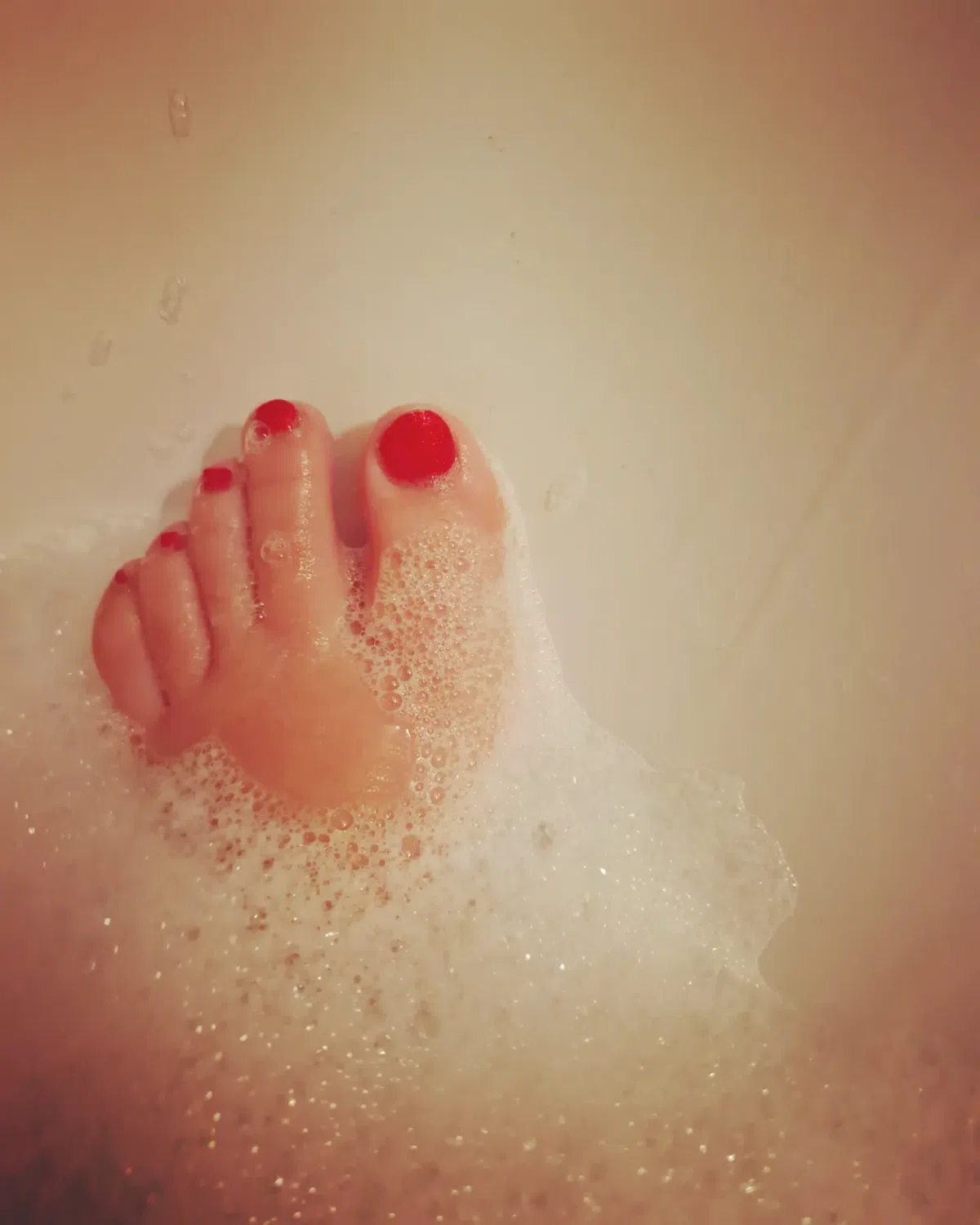 Anne_love_feet's media