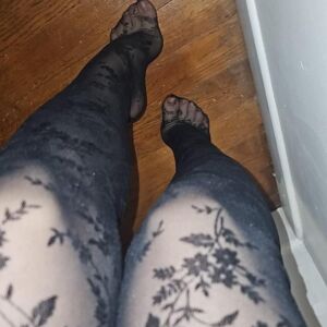 Anyafeet's media