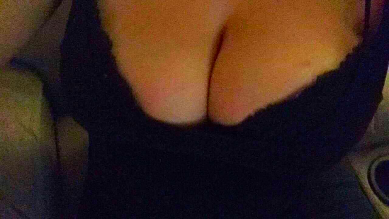 Aprilsummers69's media
