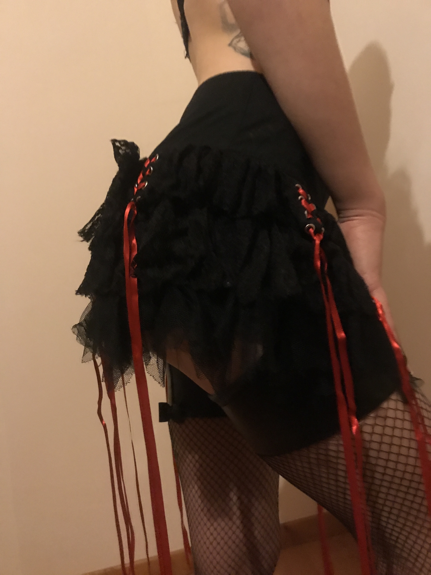 Artofsubmissive's media