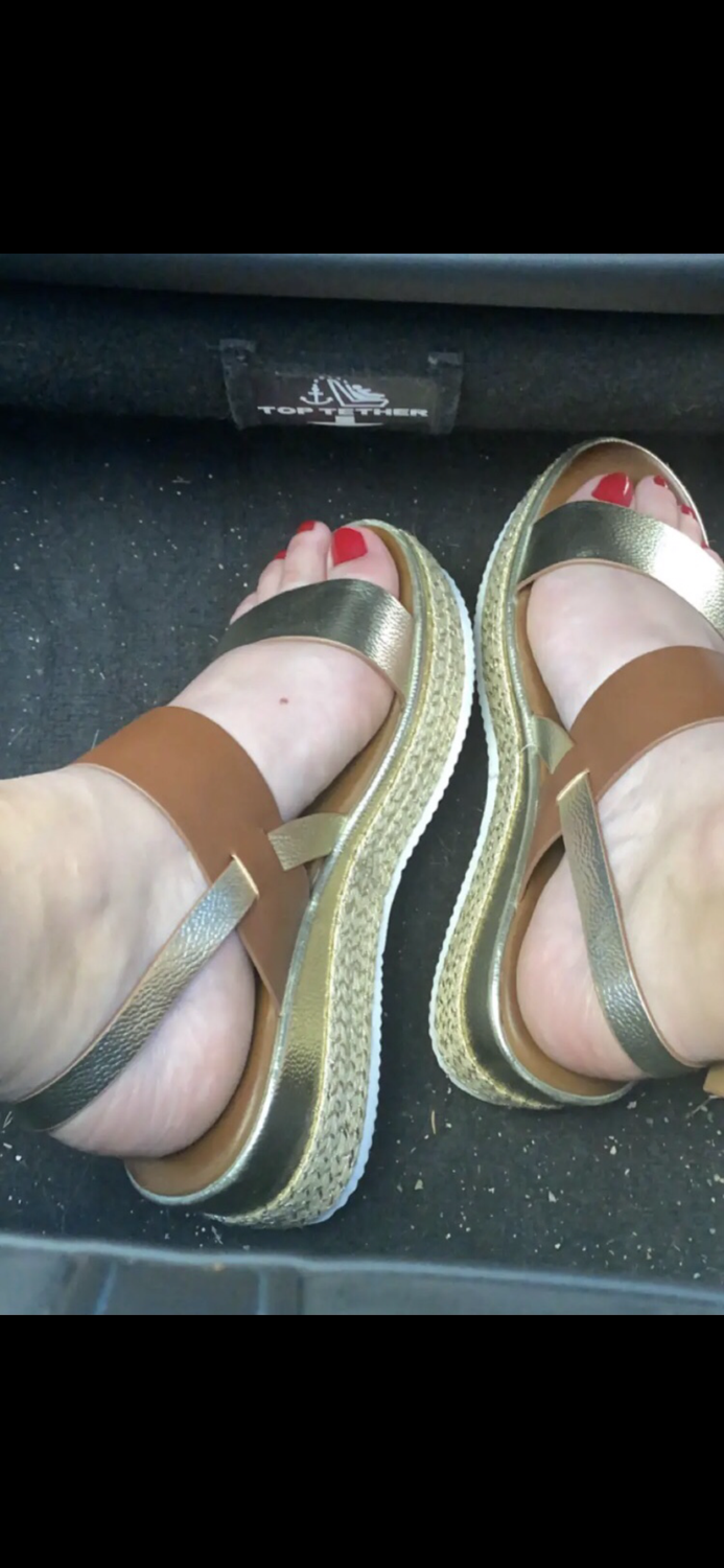 Avafeet_'s media