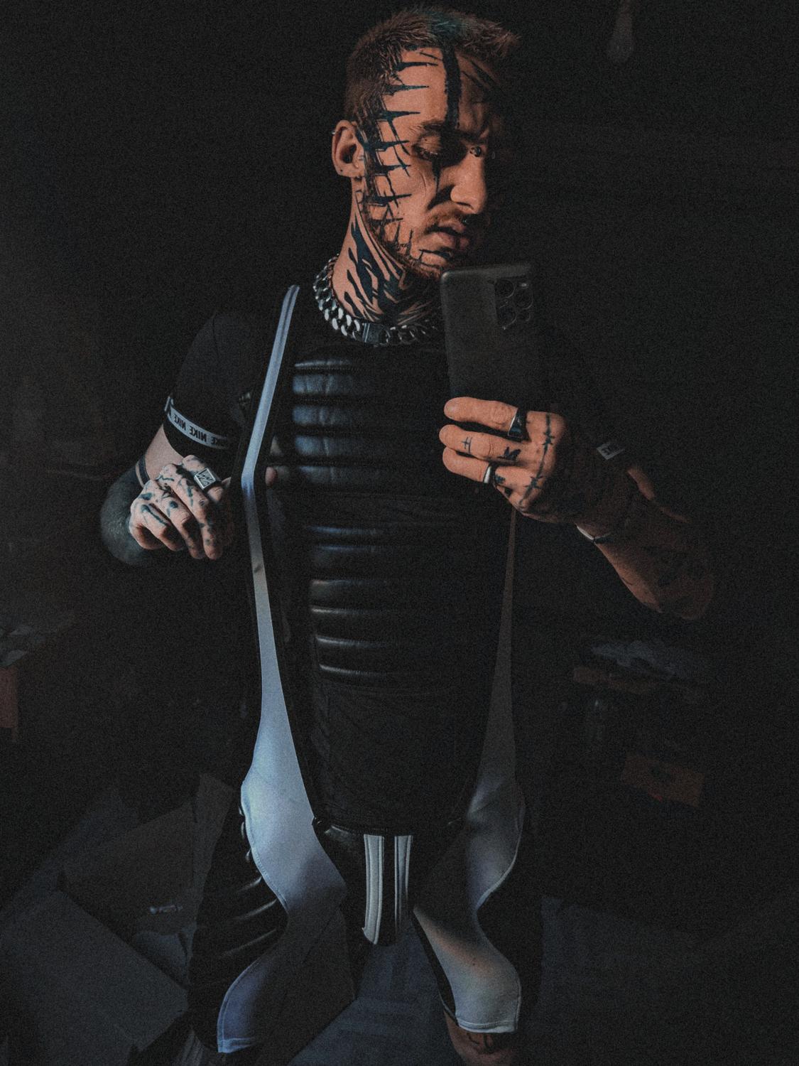 Axlblackorganic's media