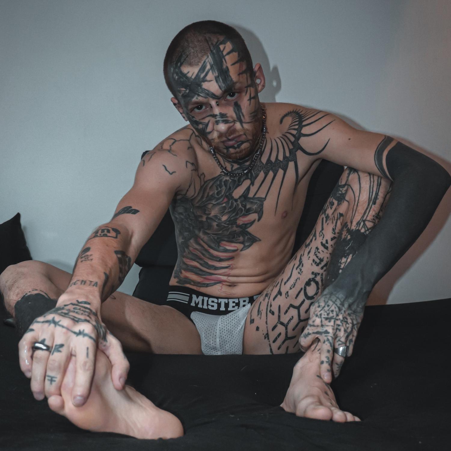 Axlblackorganic's media