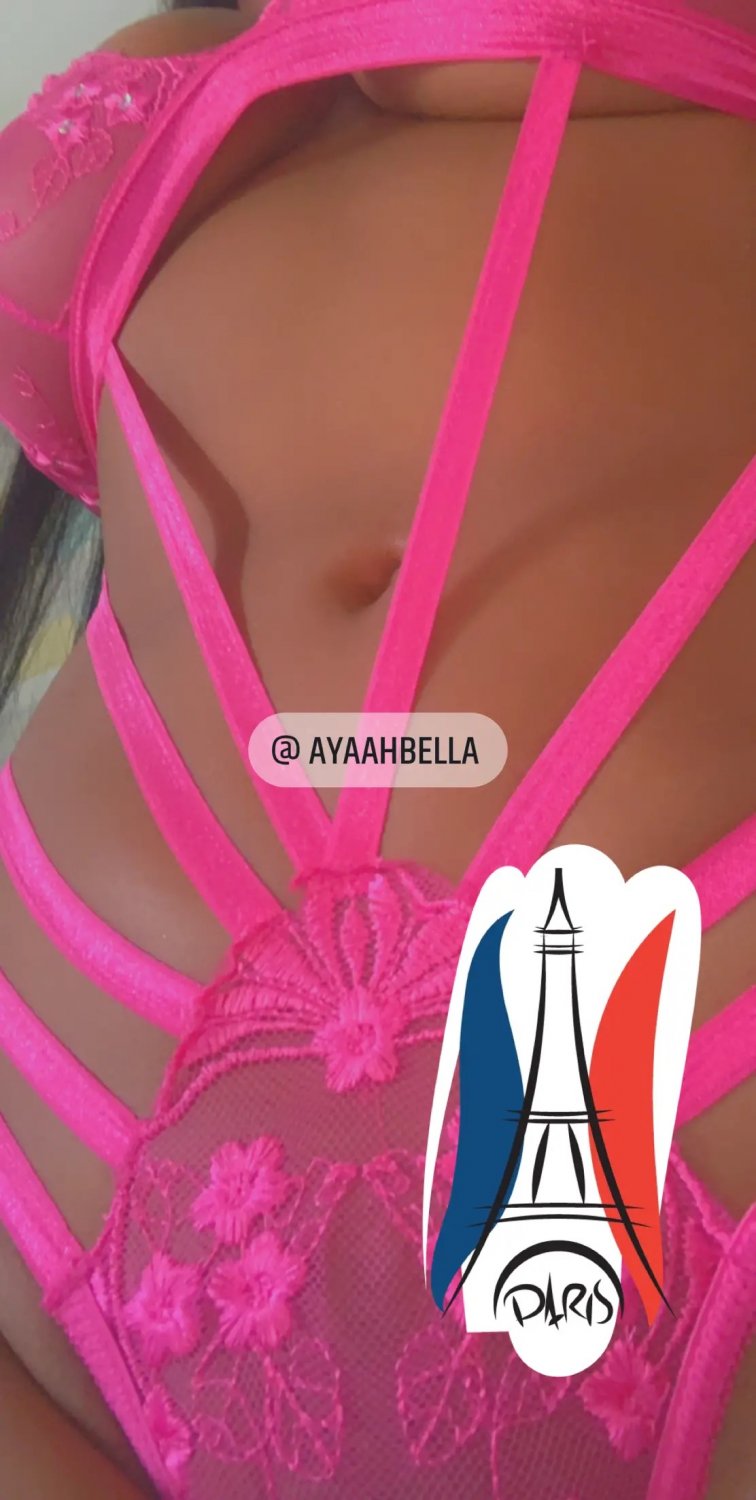 Ayahbella's media