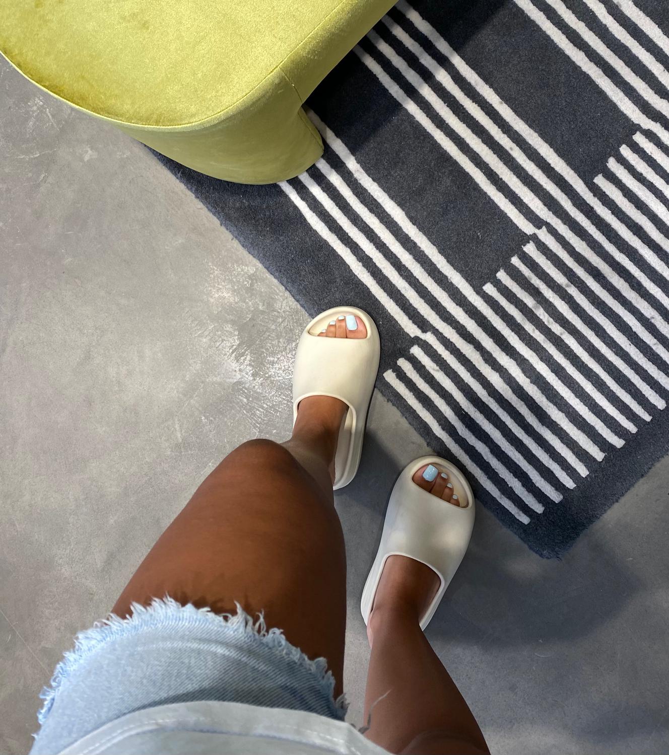 Ayasfeetgirl's media
