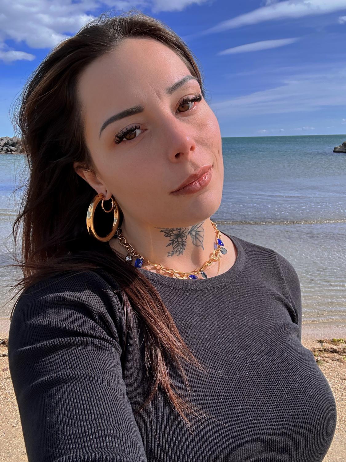 Azylisvixen's media