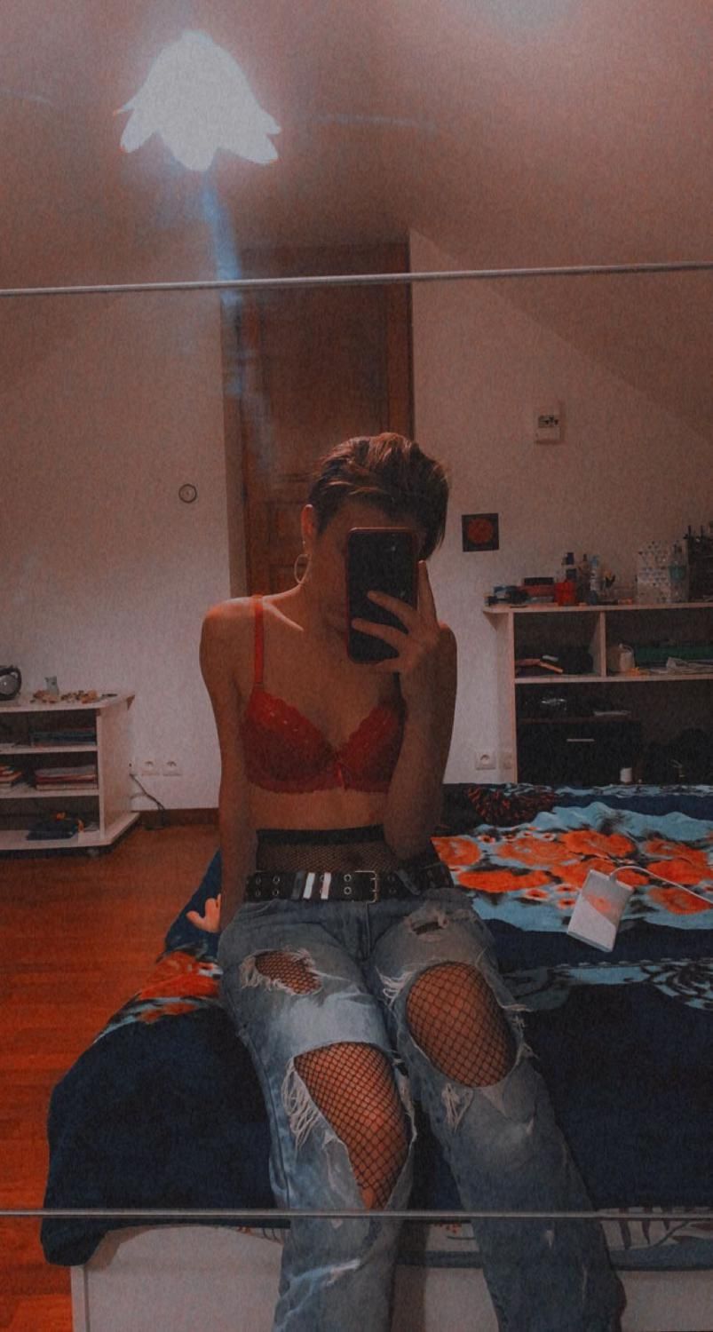 Babemym's media