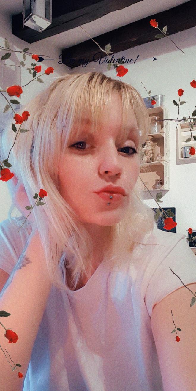 Babiblonde's media