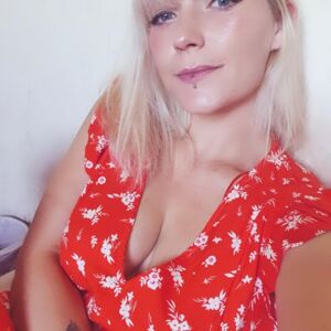 Babiblonde's media
