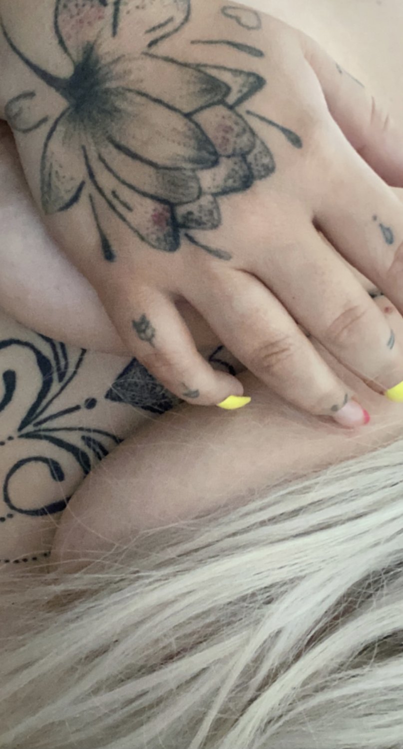 Babygirlpink's media