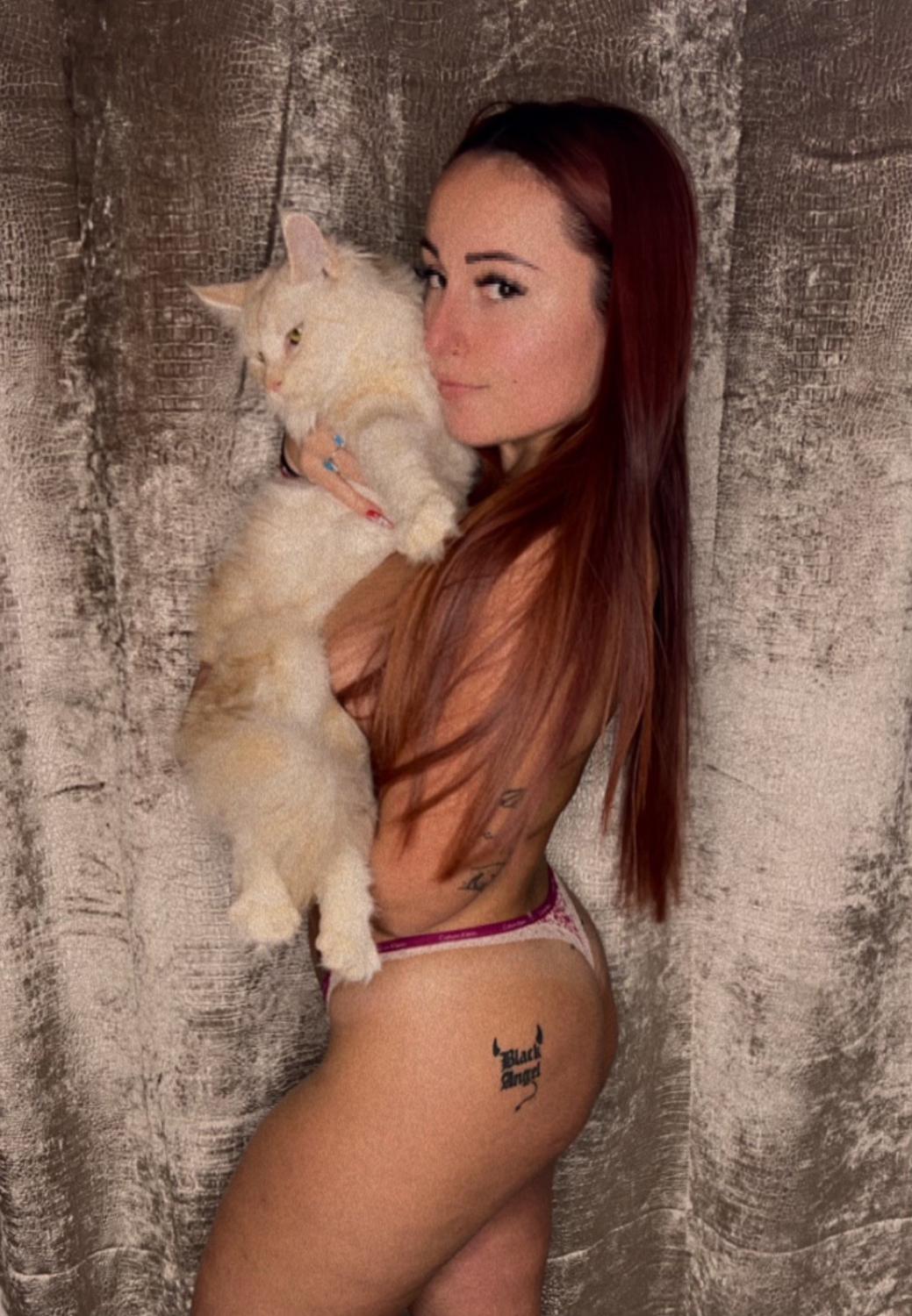 Badgirl58's media