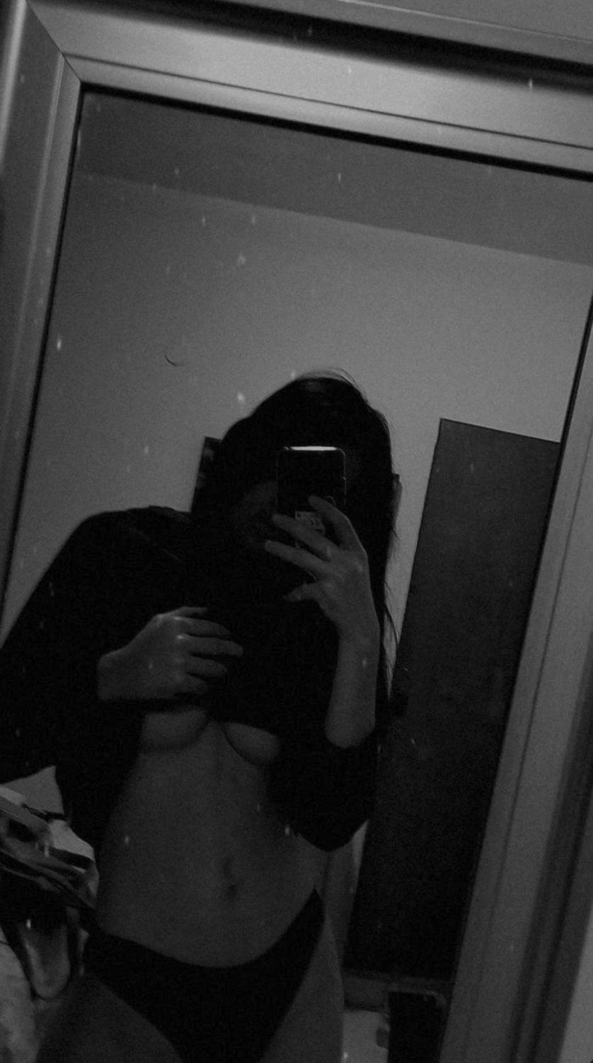 Badjohanna's media