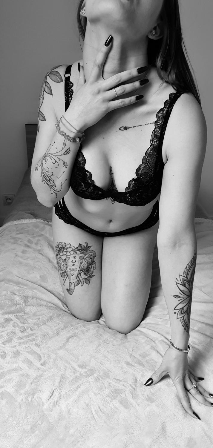 Baesexy's media