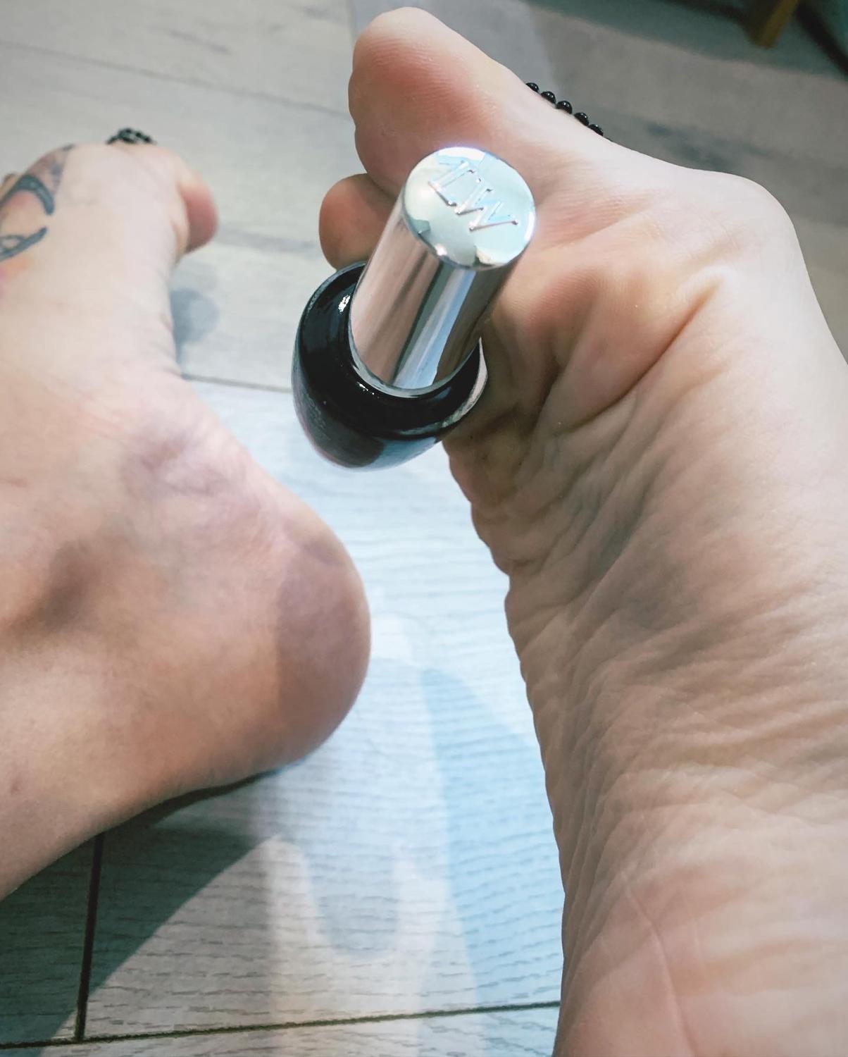 Basic_feet_fetish's media